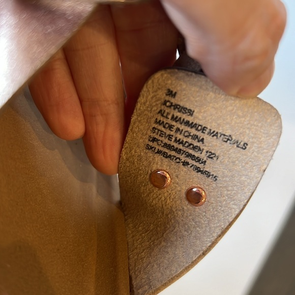 Madden Girl Rose Gold Braided Sandals size 3 - Picture 6 of 6